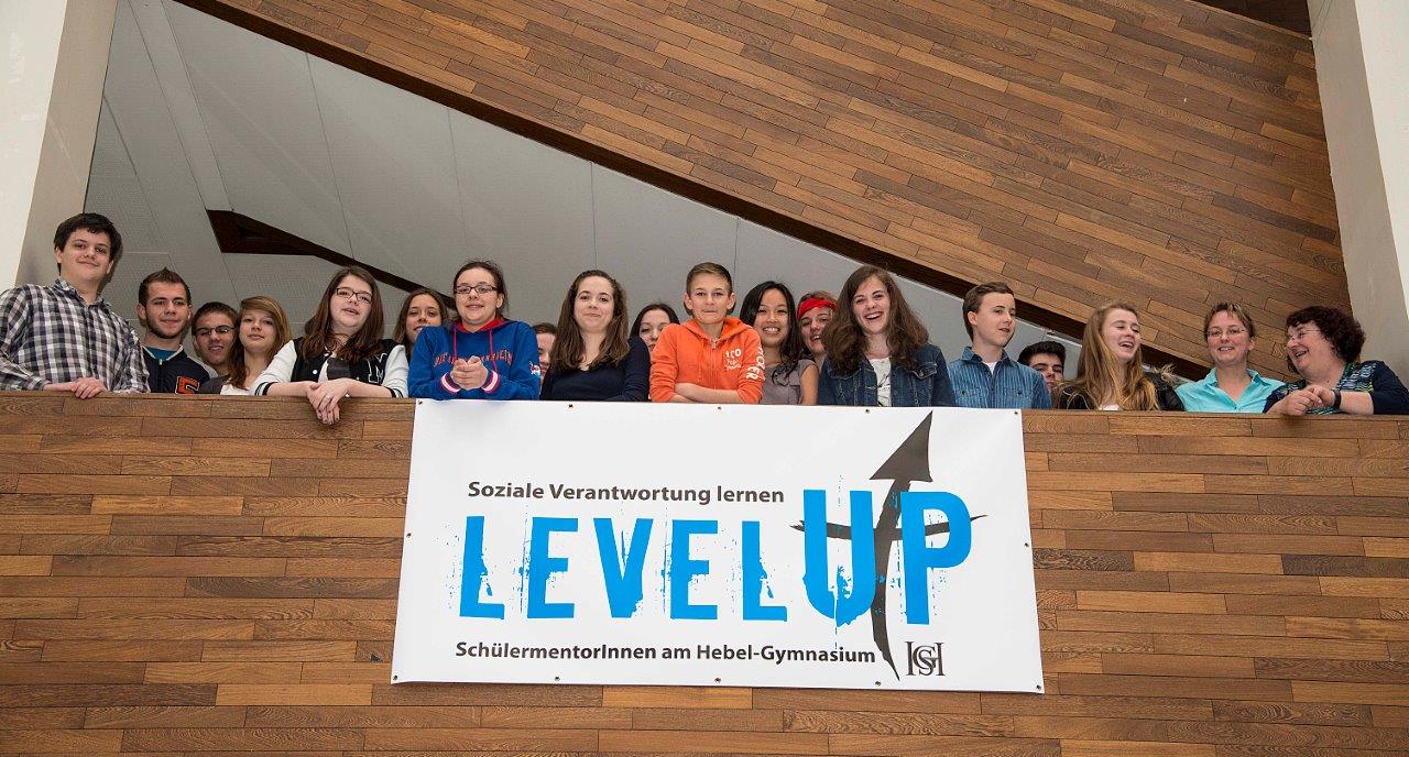 Level up! Logo der Schülermentoren am Hebel-Gymnasium präsentiert