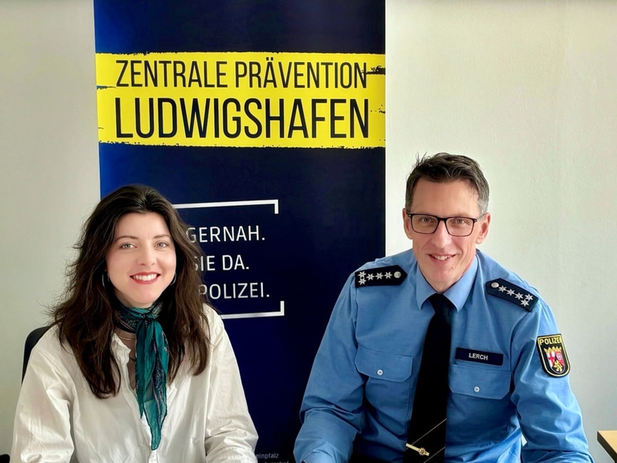 Webinar Telefonbetrug: <br>Polizei schult Bankmitarbeiter