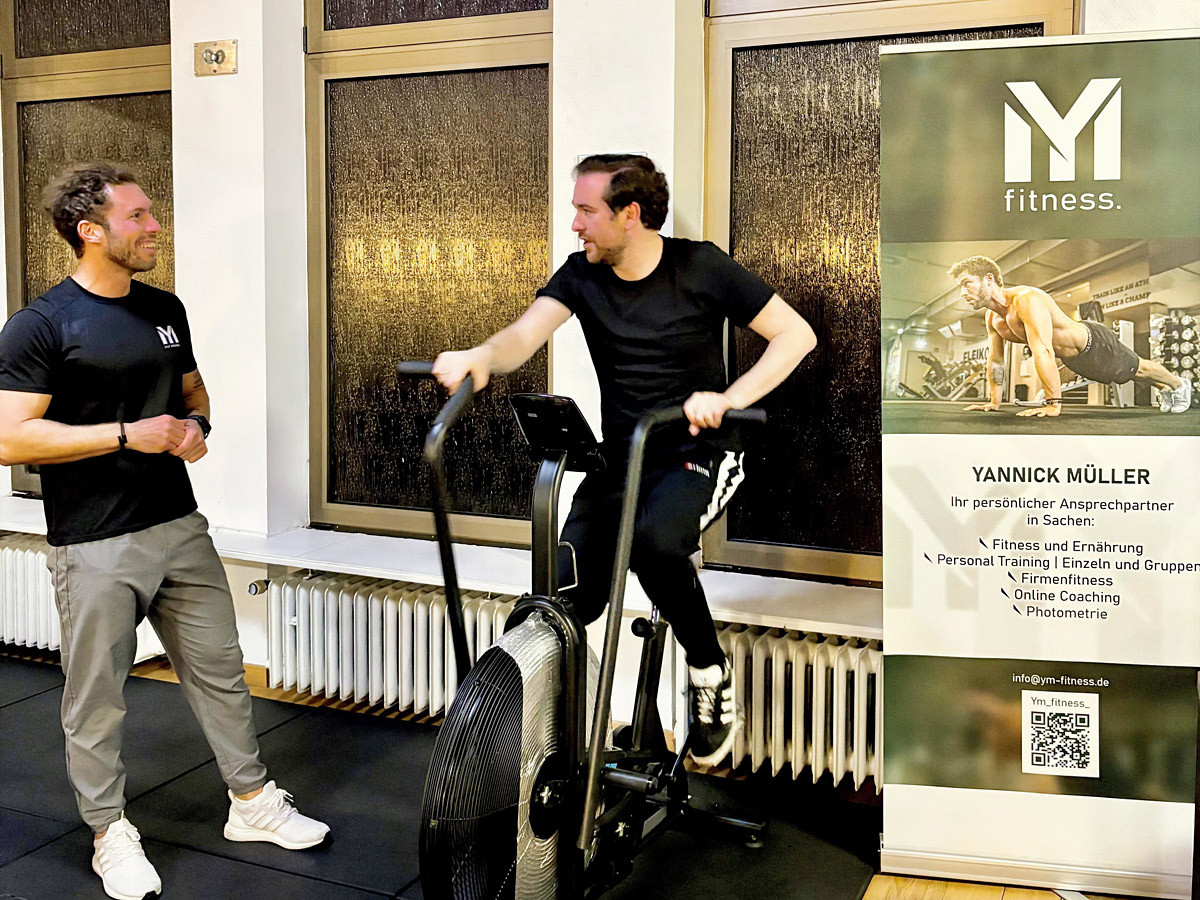 Landtagsabgeordneter Andreas Sturm (CDU) besuchte YM Fitness in Schwetzingen und informierte sich über ganzheitliches Personal Training, Individualität, aktuelle Branchentrends und gesundheitsbewusste Ernährung.