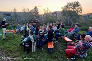 Literarischer Sommerabend im „MachMit! Garten“ in Hockenheim